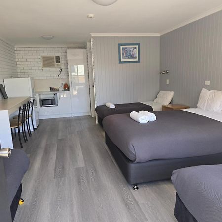 Bega Southtown Motor Inn エクステリア 写真