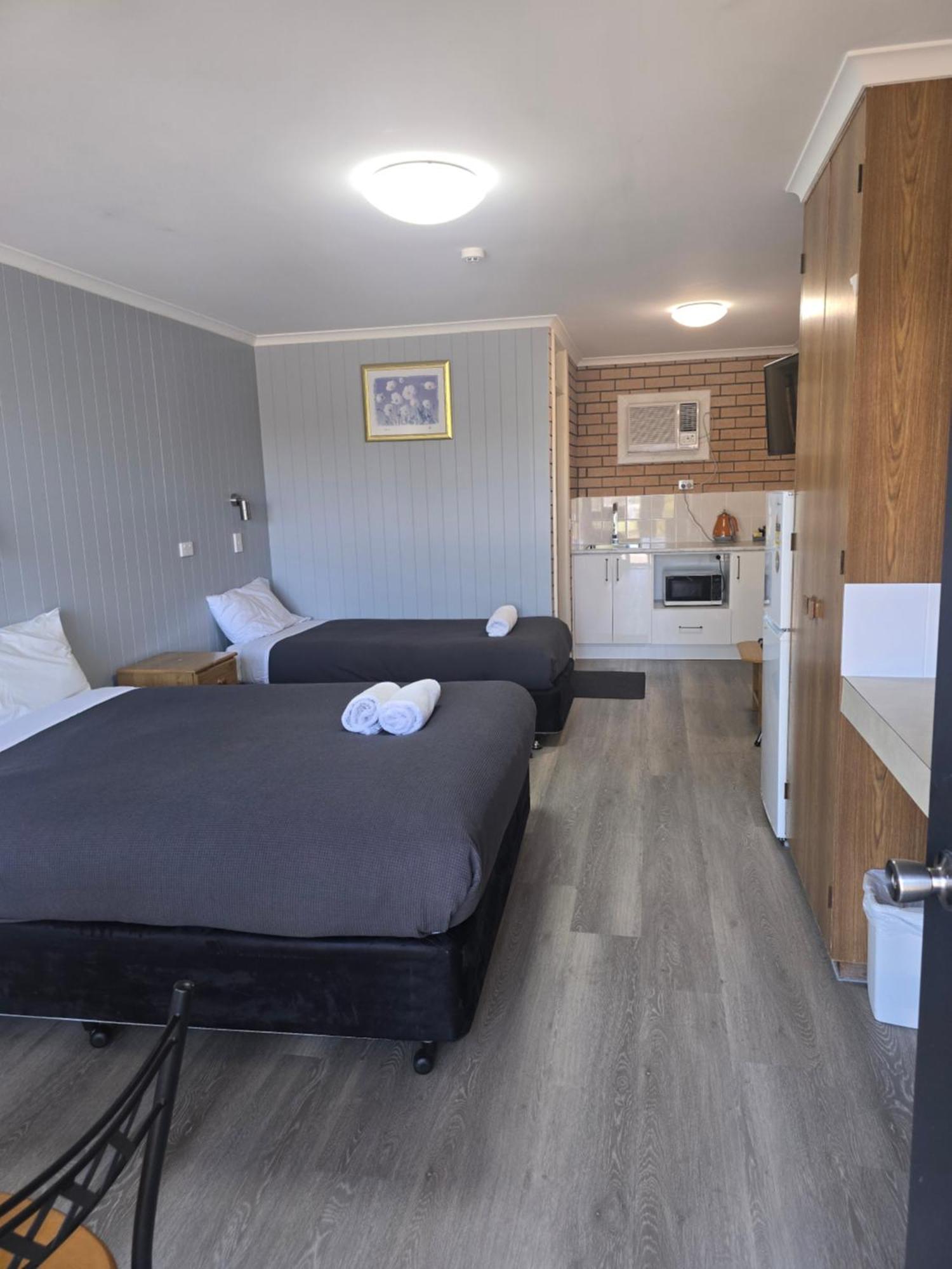 Bega Southtown Motor Inn エクステリア 写真