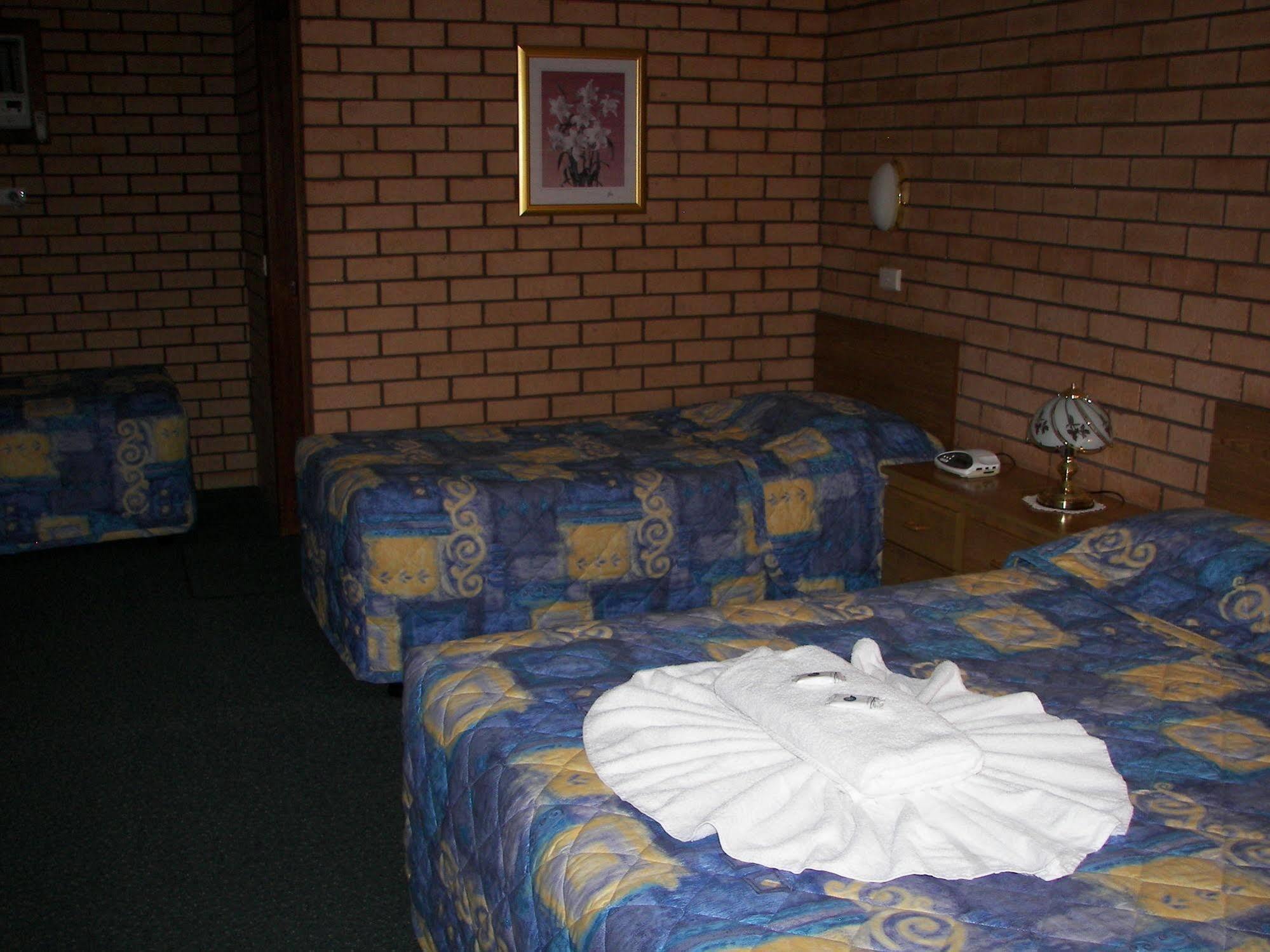Bega Southtown Motor Inn エクステリア 写真